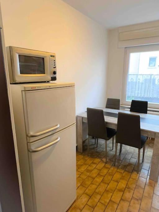 Doppelzimmer Im Bungalow ดอร์ทมุนด์ ภายนอก รูปภาพ